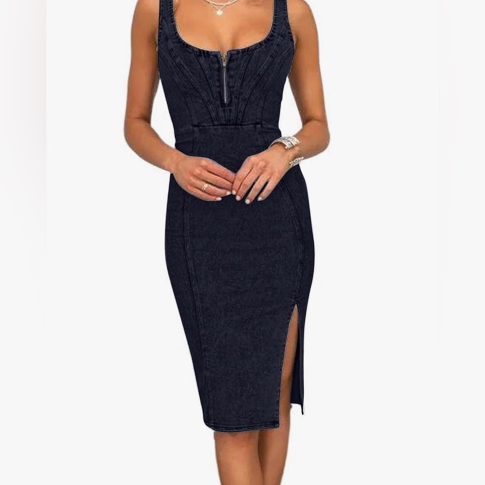 Black denim body on dress. Size large. Stretchy